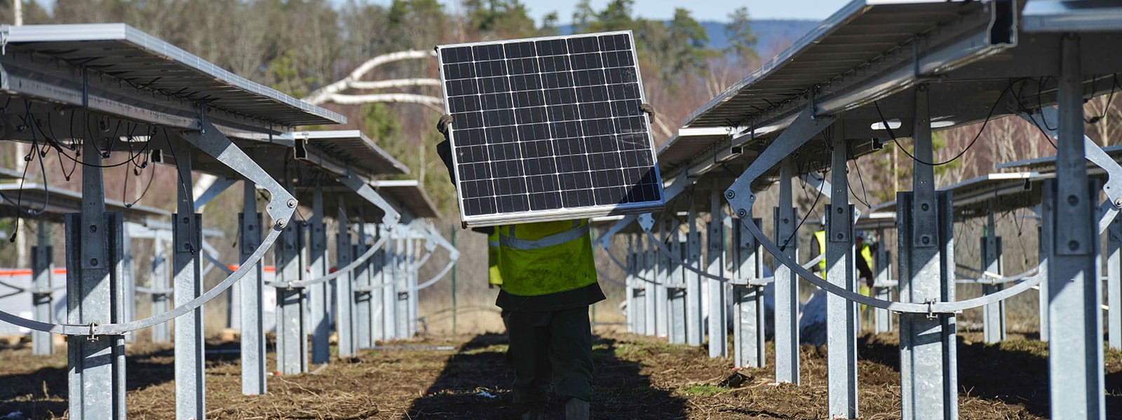 Nouvelles du soleil en Corrèze : construction de la centrale solaire photovoltaïquede ZAC Montane Nord