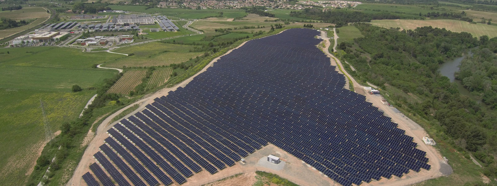Nouvelles du soleil dans l'Aude : construction de la centrale solaire photovoltaïque Les Plos
