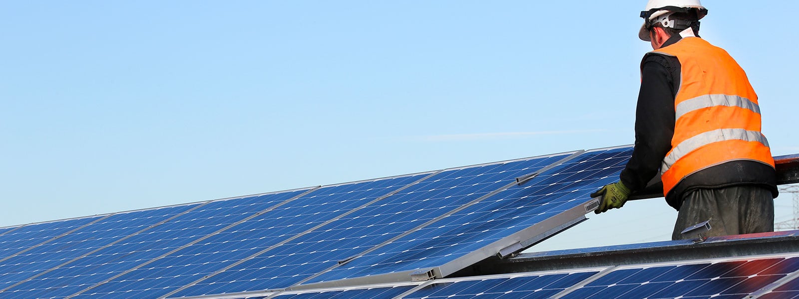 Nouvelles du soleil en Gironde : construction de la centrale solaire photovoltaïque de Monfaucon