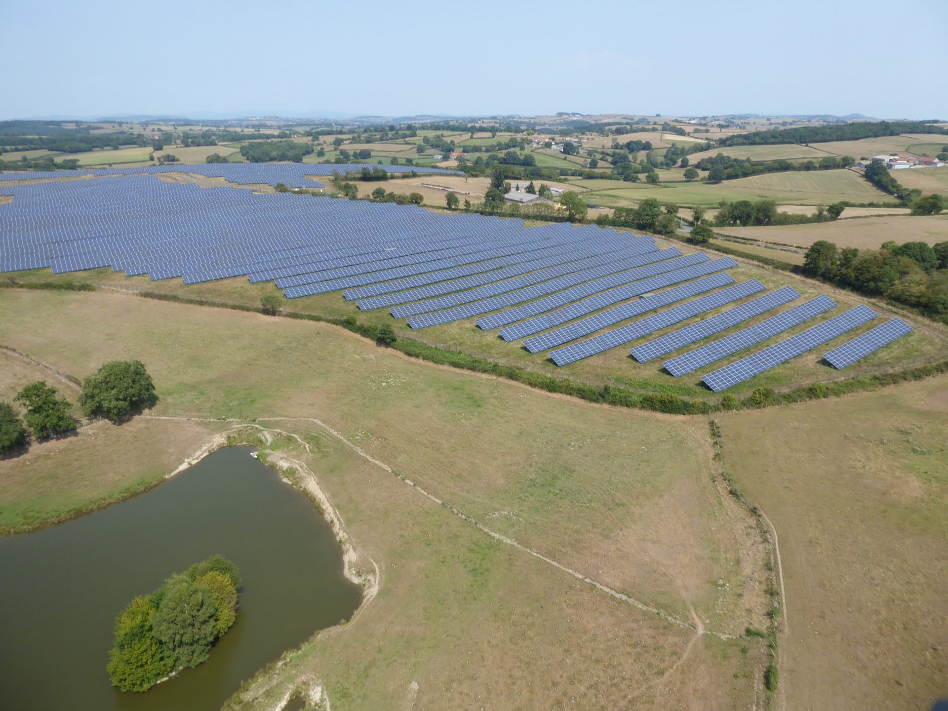 Vue aérienne centrale solaire Chalmoux
