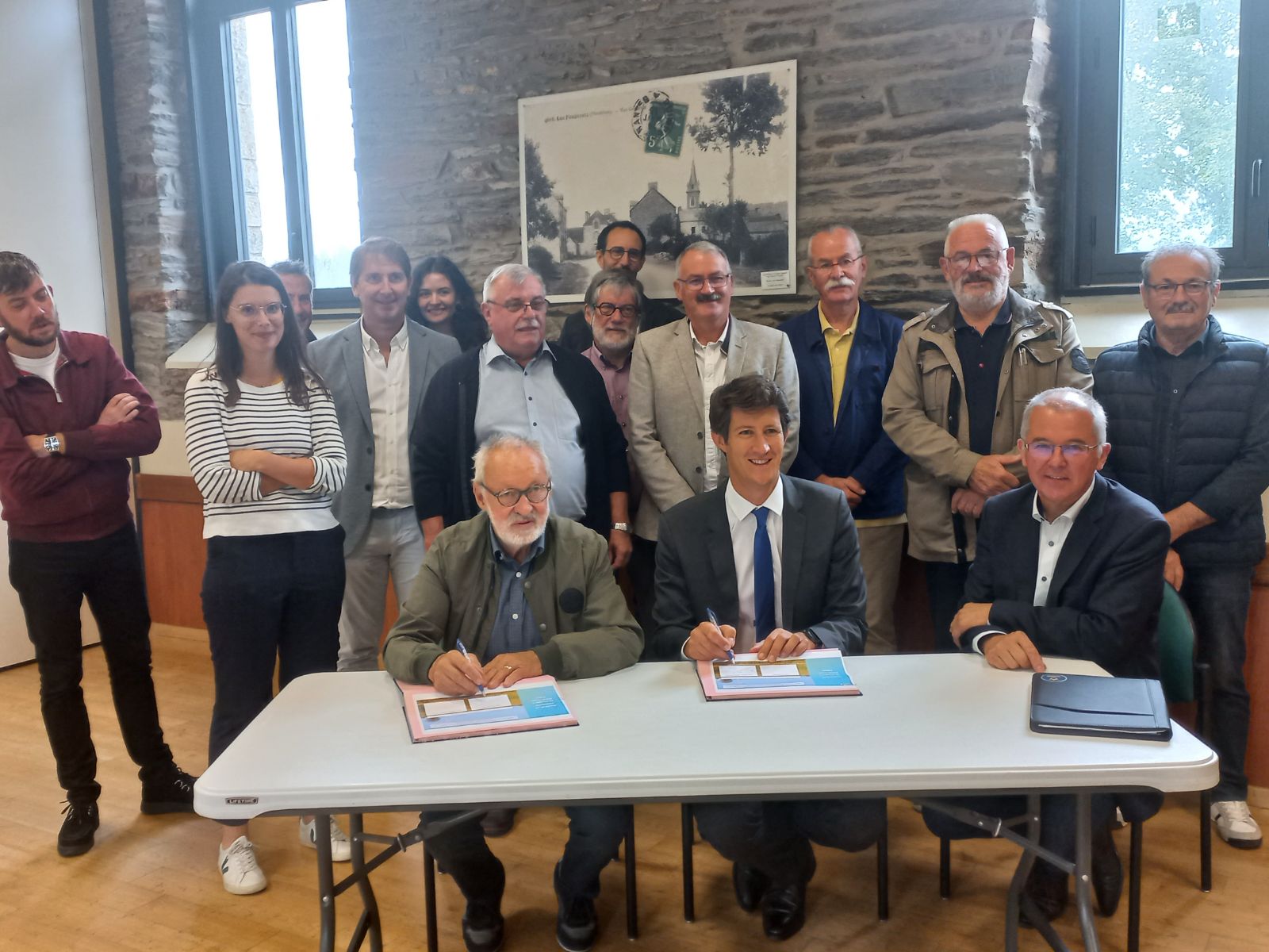 Signature du partenariat entre ENGIE Green & 56 Energies pour l’extension du parc éolien de Landes de Couesmé
