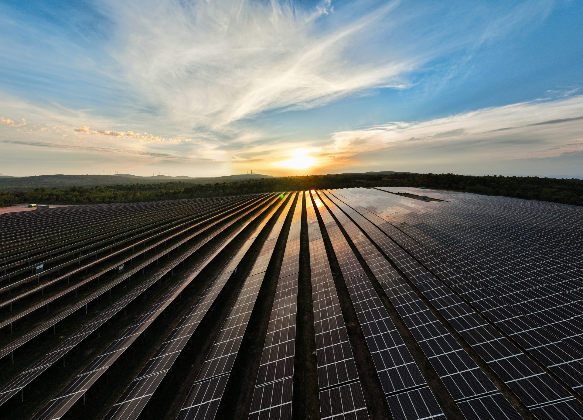 Nouvelles du soleil dans les Pyrénées-Atlantiques : construction de la centrale solaire de Agnos