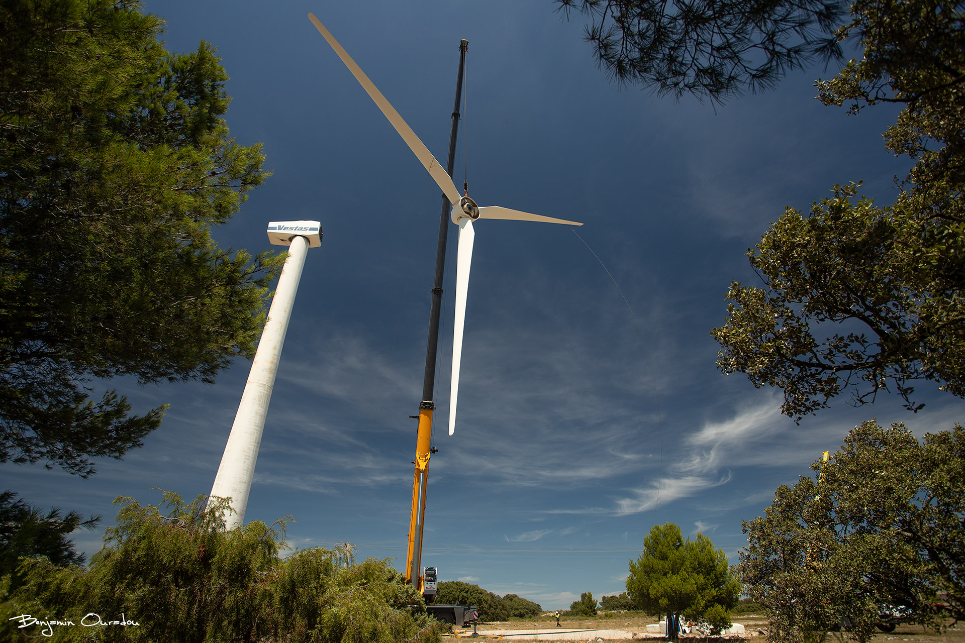 Démontage des pales éolienne de Port la Nouvelle
